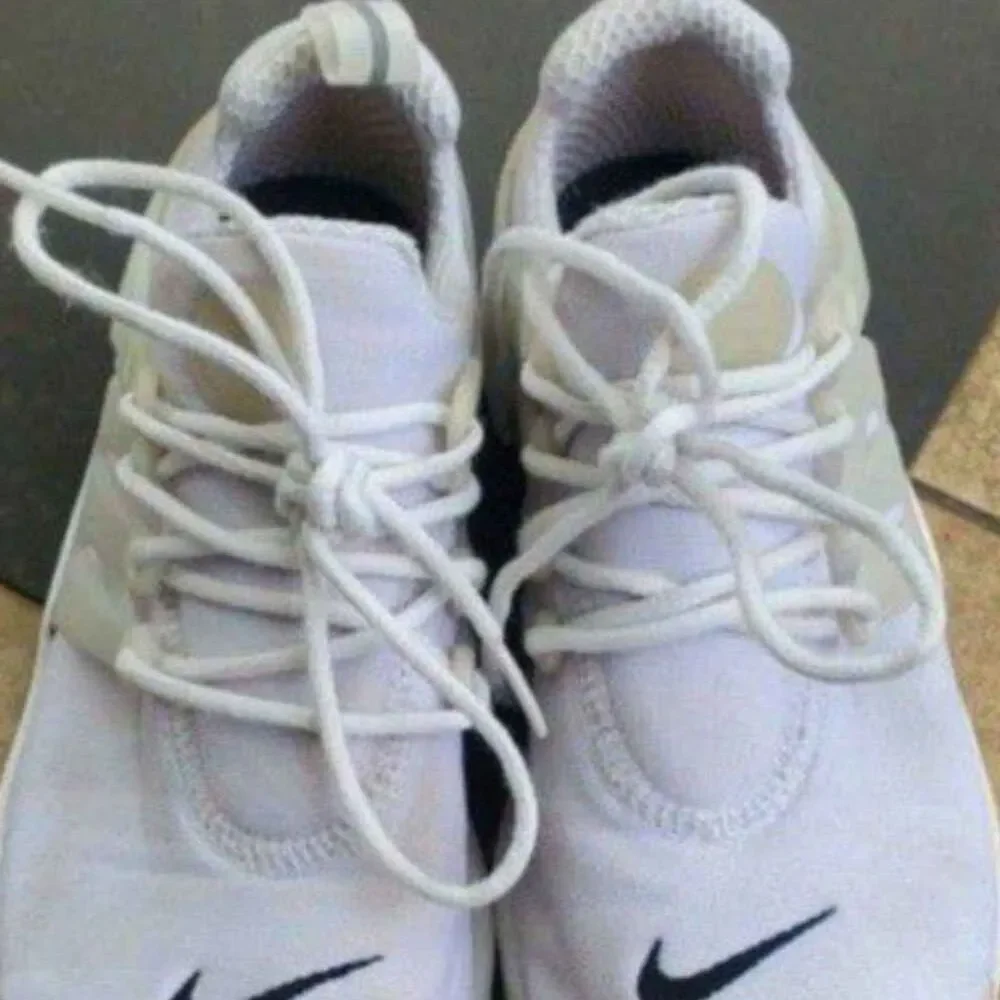 The Nike Air Presto  White with Black Accesnts Shoes - Women's Size 6